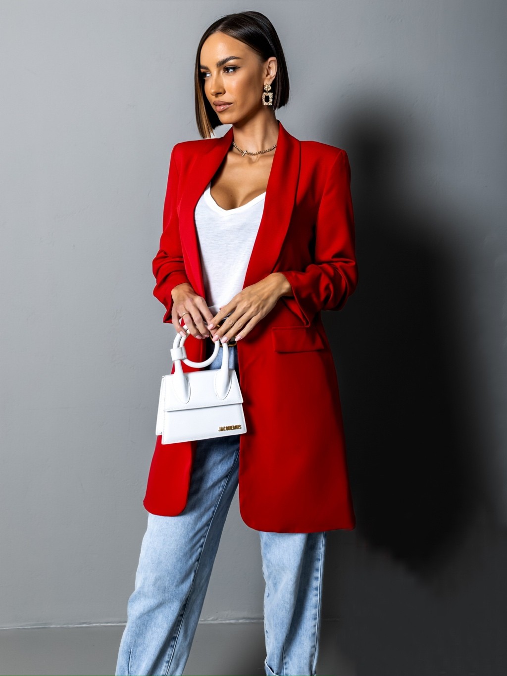 68663-4_cervene-elegantni-sako-castiel-otevreneho-stylu.jpg?ff=1\u0026x=1024\u0026y=1365\u0026q=100\u0026ts=65ba4743\u0026sg=6fd10098