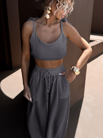 Facetune 05 08 2025 09 39 30