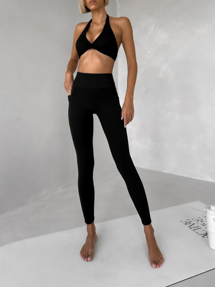Černé sportovní řasené legíny DENMARI s kapsou