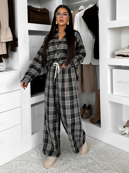 Černé kostkované široké tepláky VESPERA