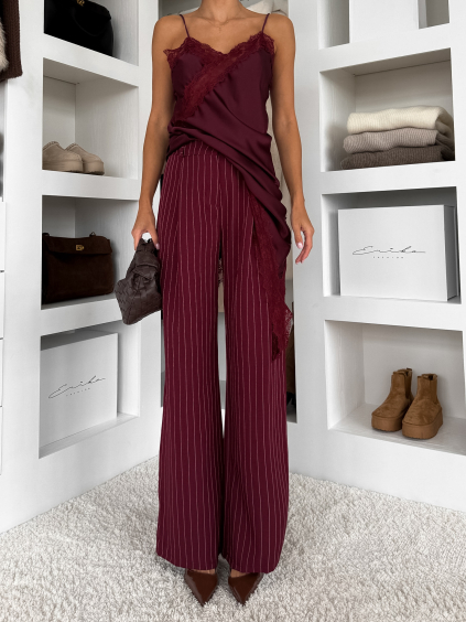 Bordó elegantní pruhované dlouhé kalhoty TRENAVI