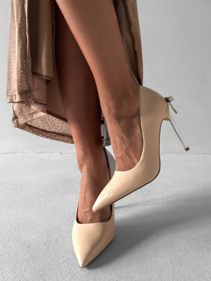 Béžové nude lesklé lodičky na podpatku TREGON