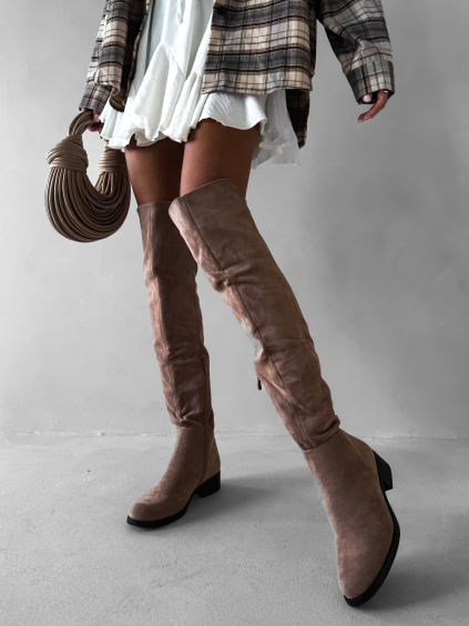 Hnědé semišové vysoké kozačky VEYRA nad kolena