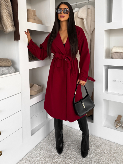 Bordó dlouhý elegantní midi kabát POLIMAQ s páskem