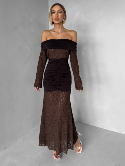 Hnědé krajkové dlouhé šaty ODELIA s řasením