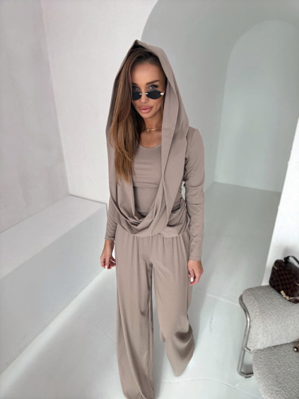 Světle hnědý luxusní stylový komplet ELEGIA