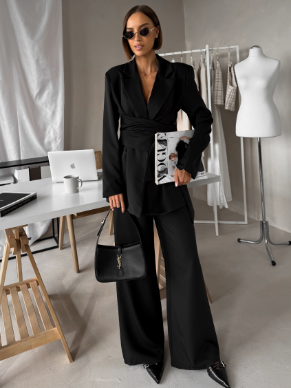 Černý společenský kalhotový komplet OTARIO se sakem