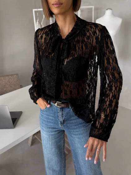 Černá elegantní krajková halenka ISMERA