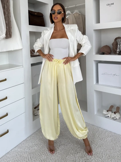 Žluté saténové balónové široké kalhoty KALLOS