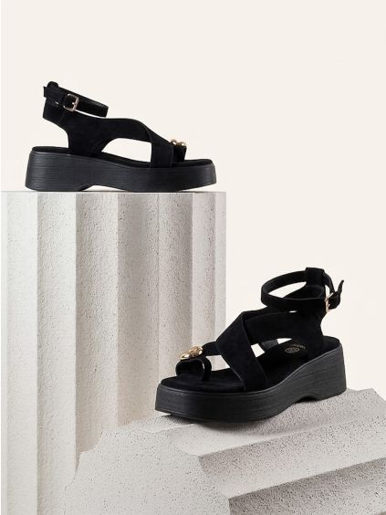 Černé letní sandály RIXIA na platformě