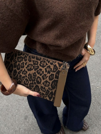 Béžová leopardí elegantní mini kabelka psaníčko RAVESSA