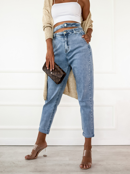 F6A32991 C8F3 47E2 B36E 433576DB0E85