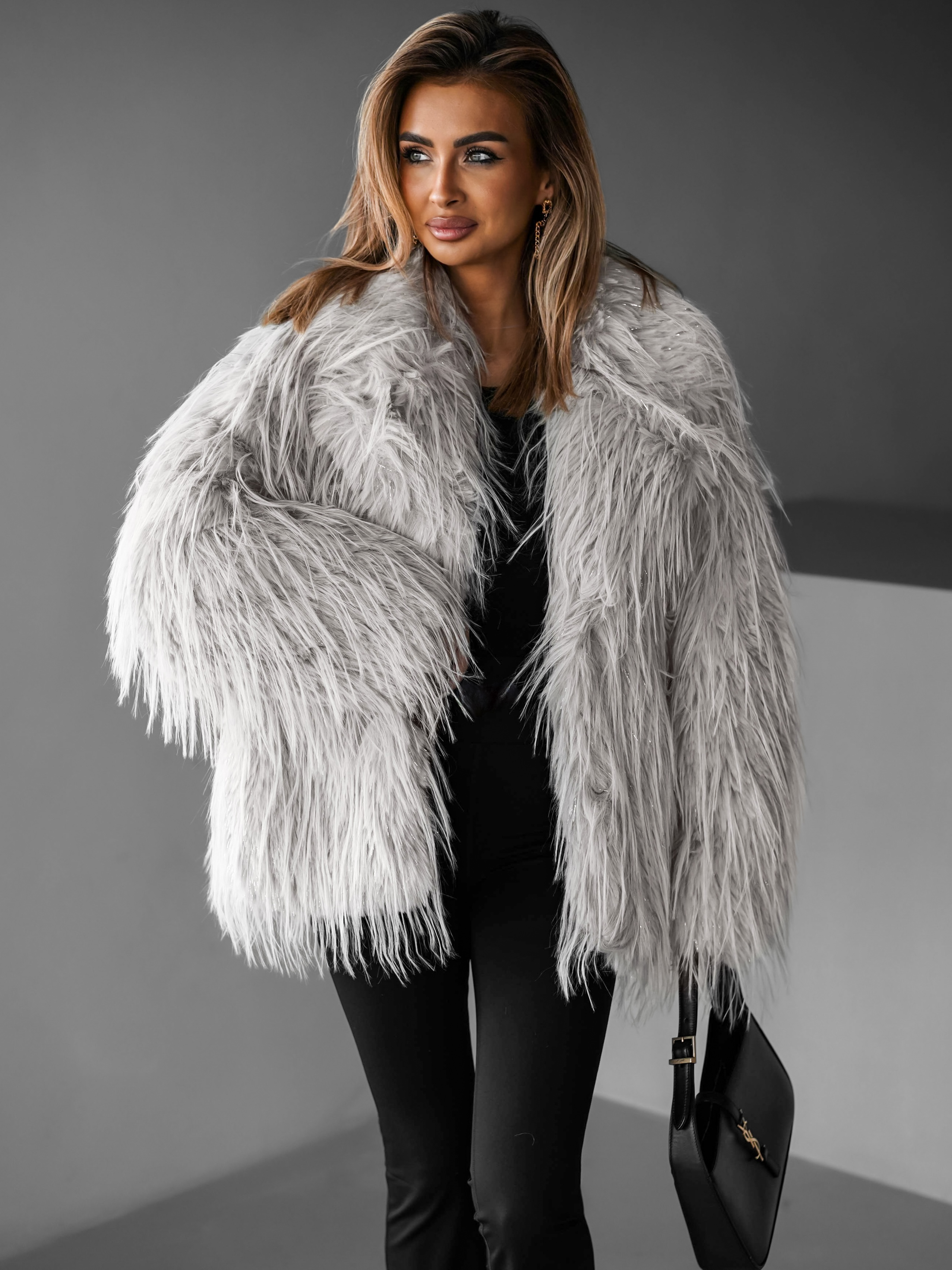 Levně Šedý faux fur kožešinový kabátek THOMAS 