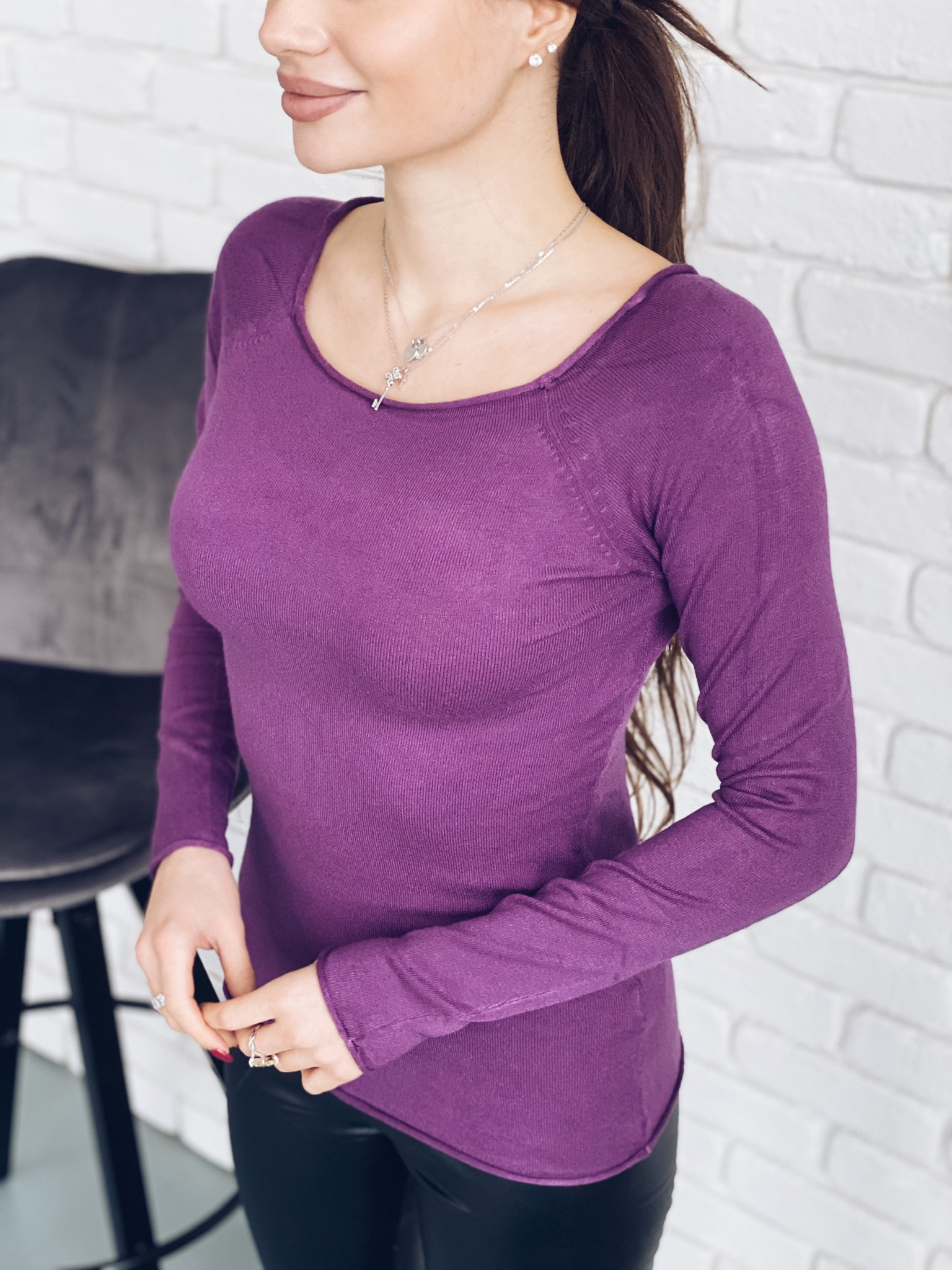 Svetřík Regia Barva: Fialová