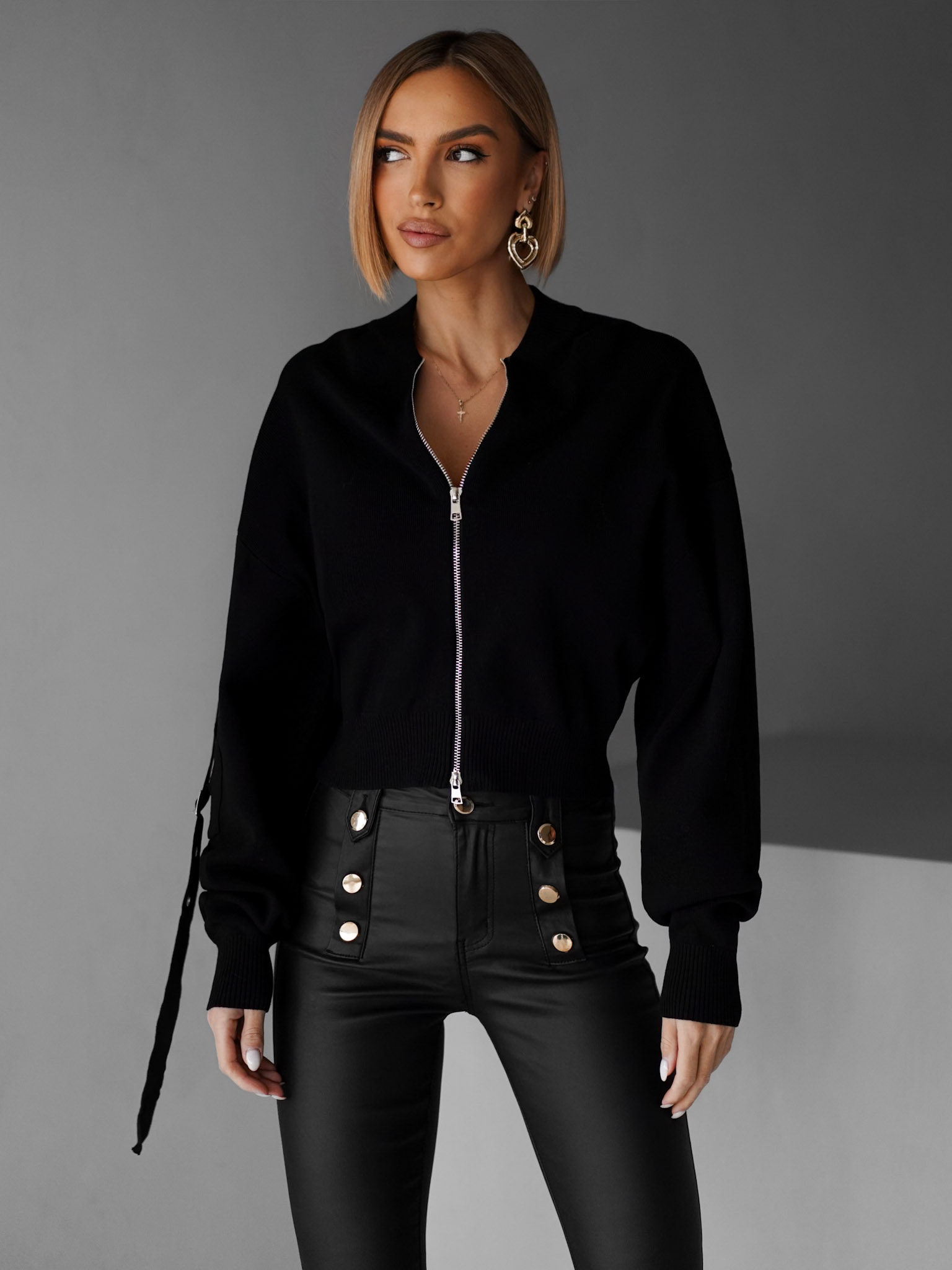 Levně Černá stylová mikina ELLEMAE na zip