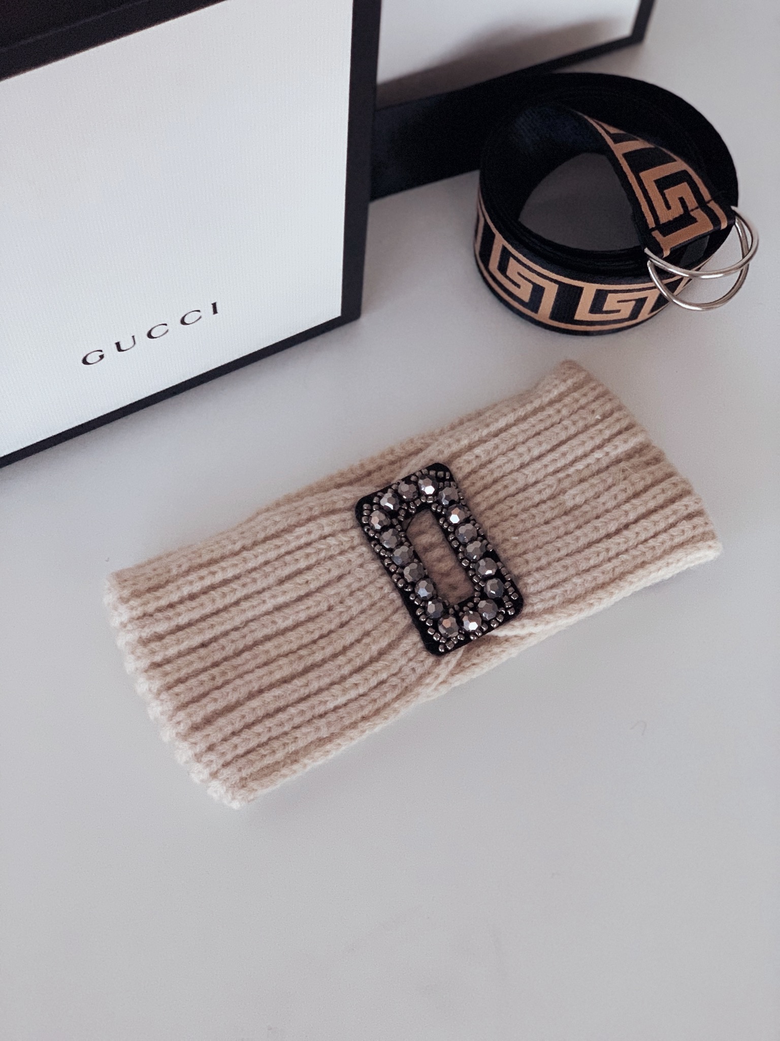 Čelenka Sparkle Barva: Béžová