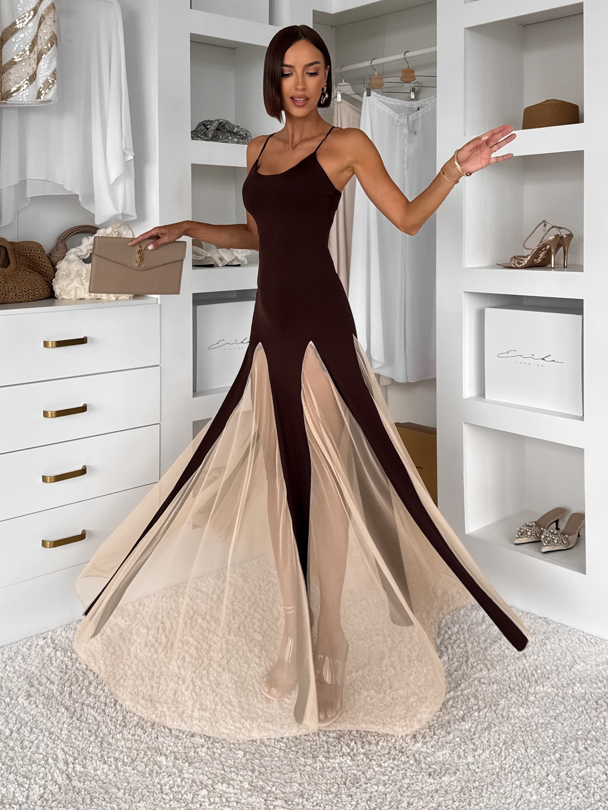 Hnědé maxi dlouhé elegantní šaty DRELVIK 
