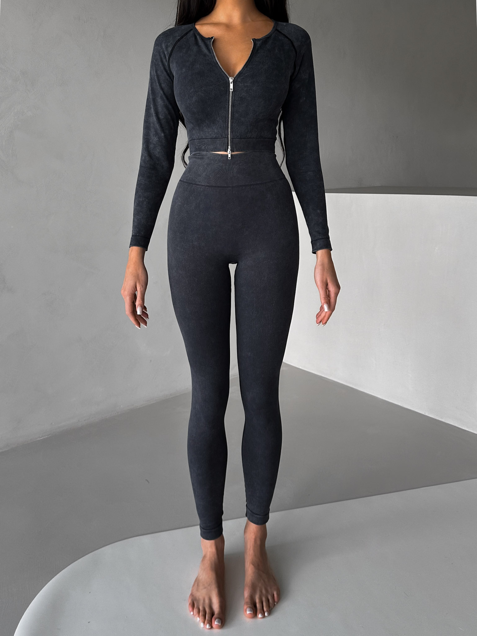 Levně Šedé washed sportovní legíny LUNEFA