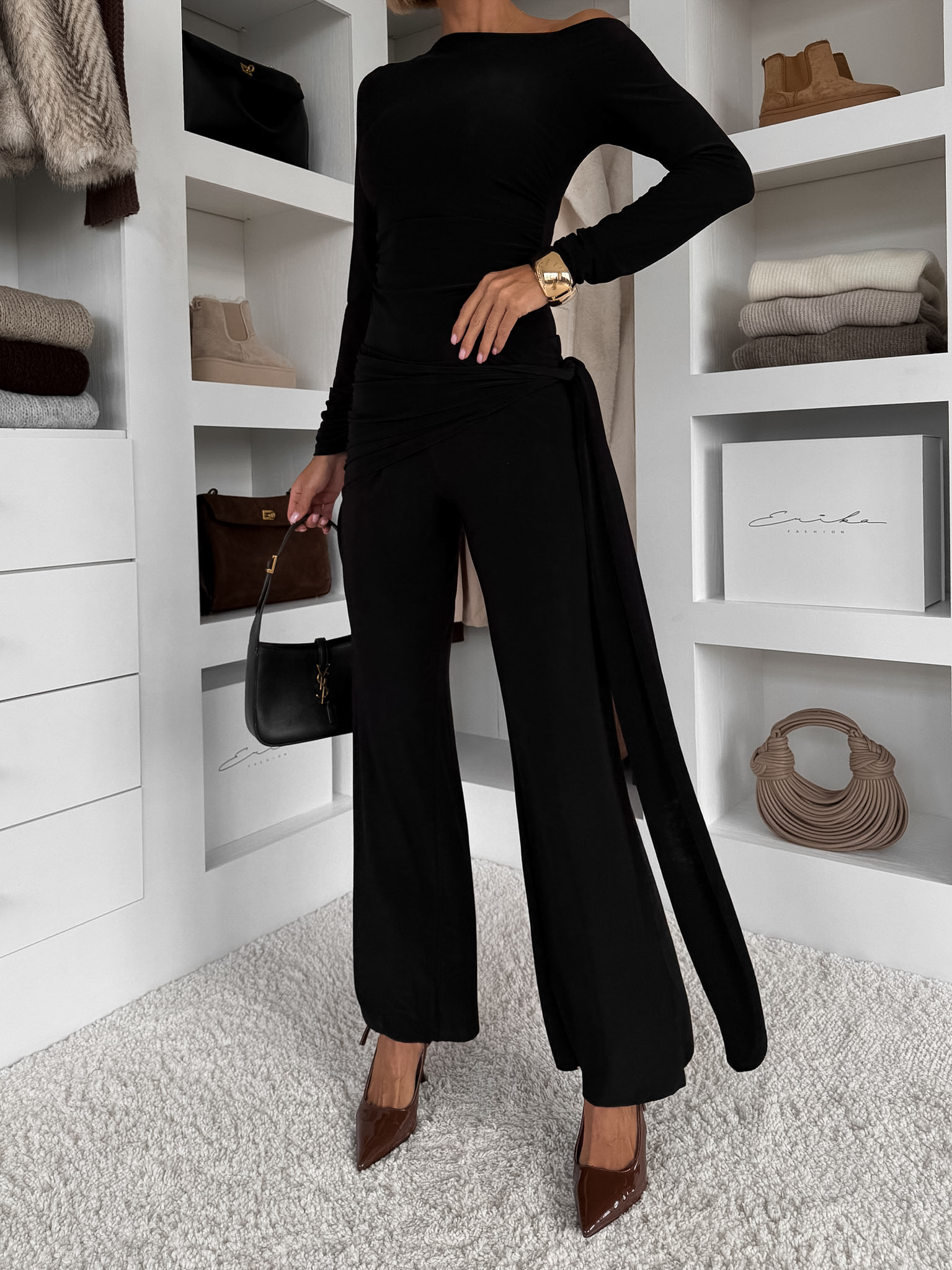 Levně Černé společenské elegantní kalhoty IRAVELL s vlečkou