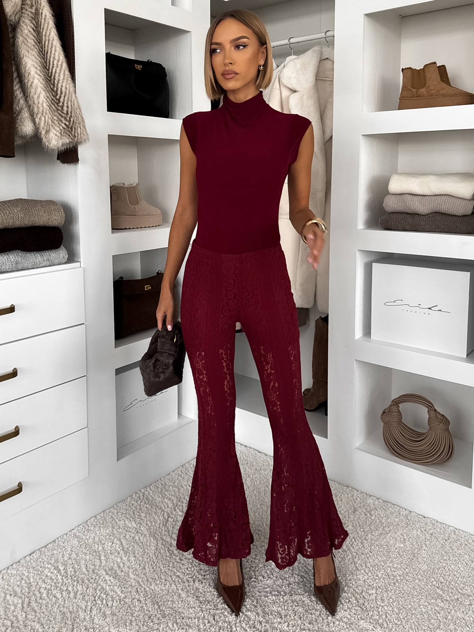 Levně Vínové krajkové elegantní kalhoty FYNORIA
