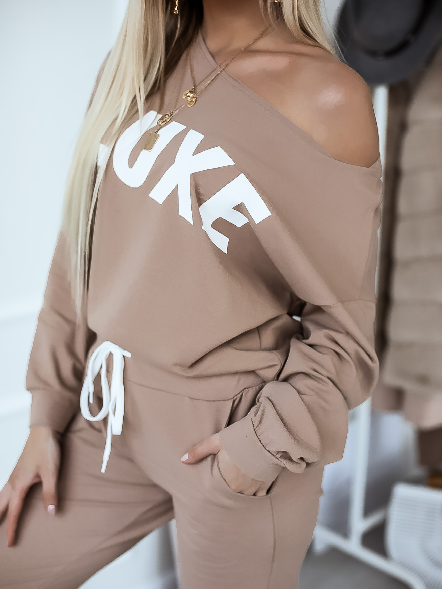 Souprava Luxe Barva: Hnědá