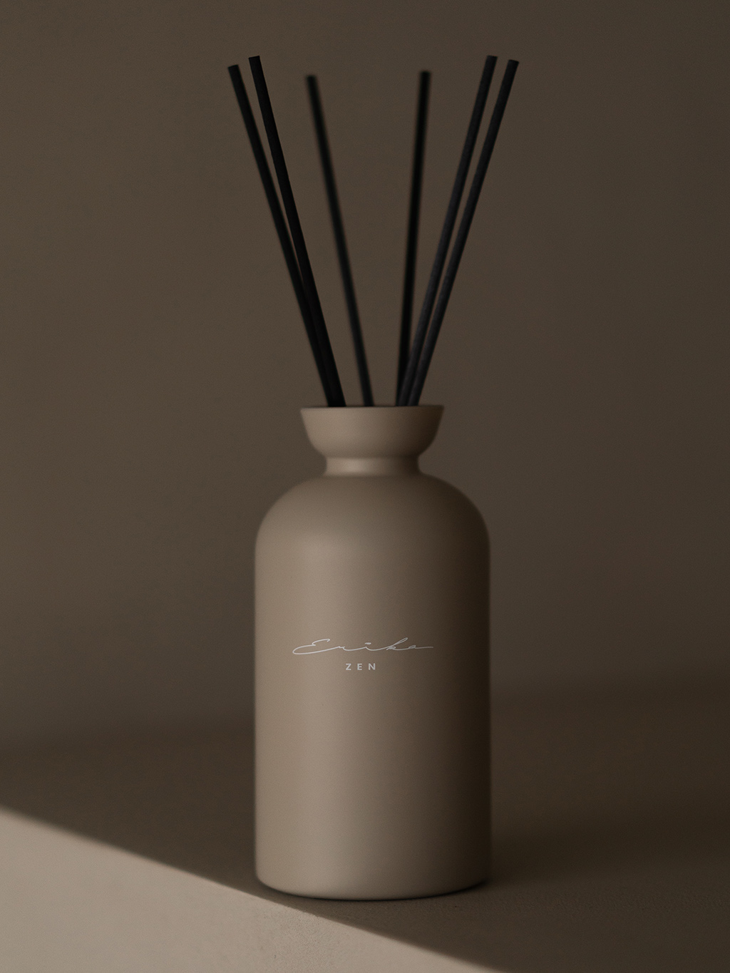 Levně Difuzér do bytu s tyčinkami ZEN 250 ml Varianta: 250 ml