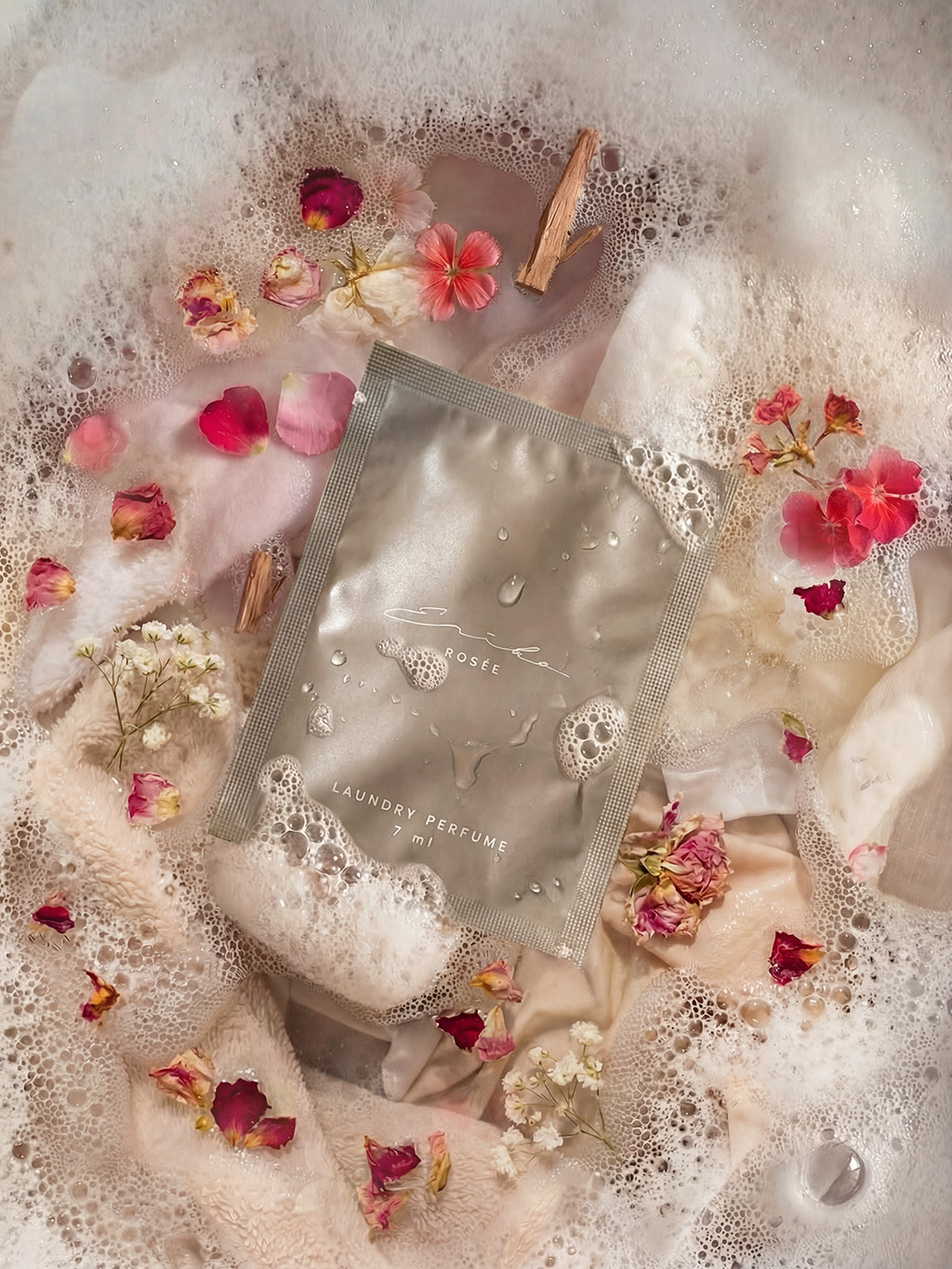 Vzorek · Parfémy na praní · 7 ml Varianta: ROSÉE