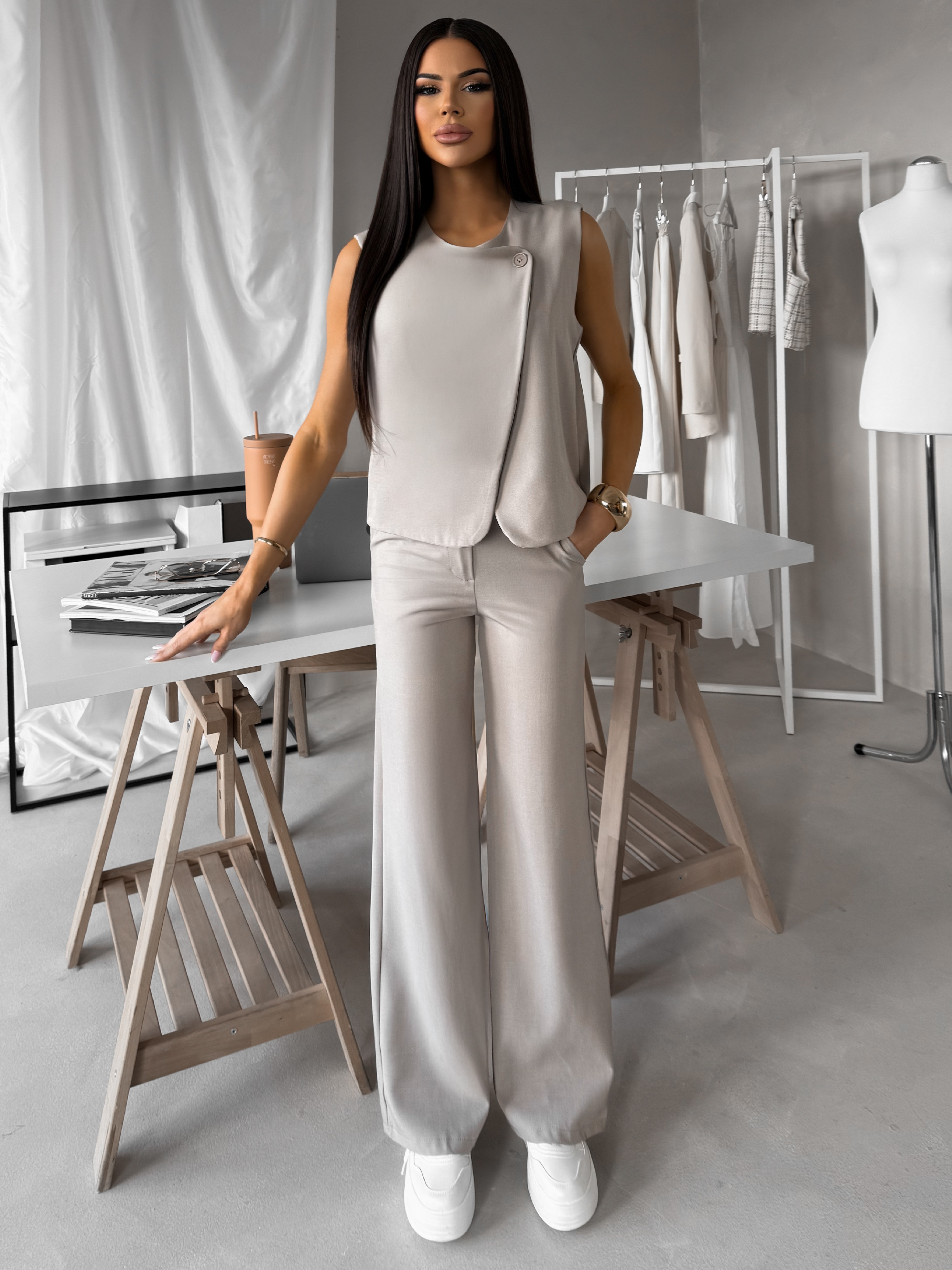 Levně Béžovošedé elegantní široké kalhoty ALMORY 
