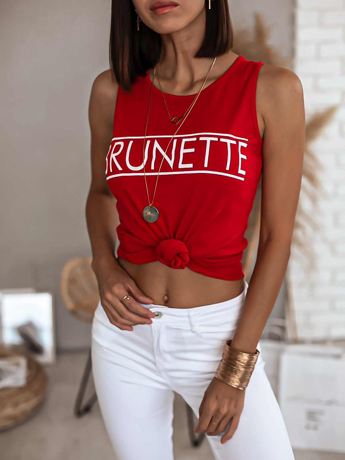 Top Brunette Barva: Červená