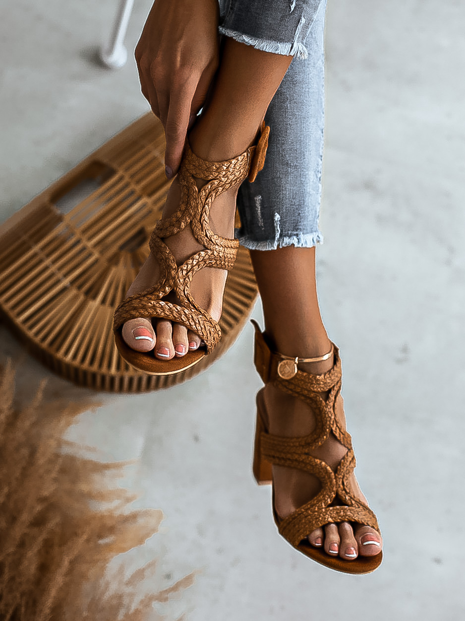 Boty Gina/camel Velikost: 38