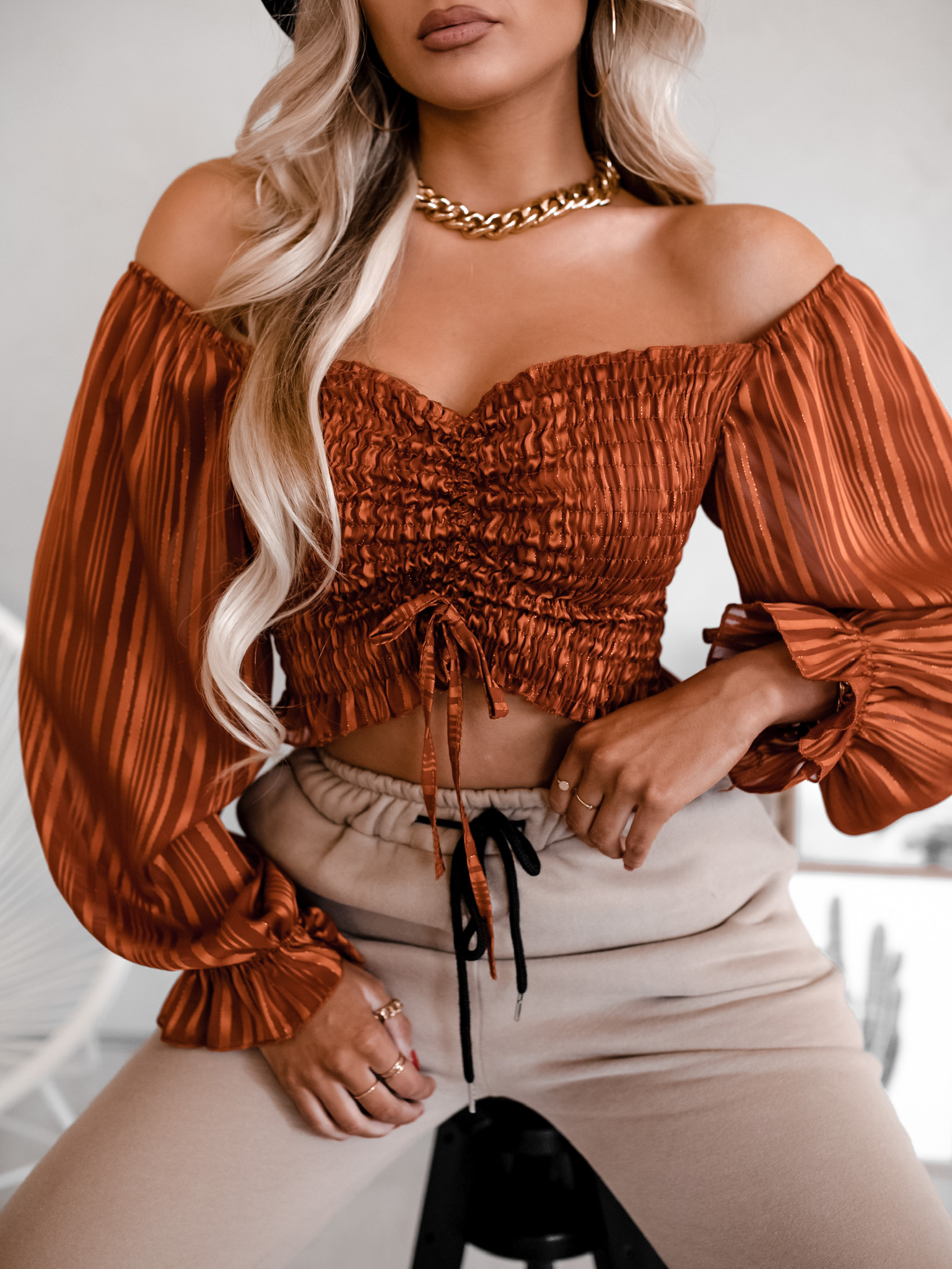 Halenka Charlotte Barva: Hnědá