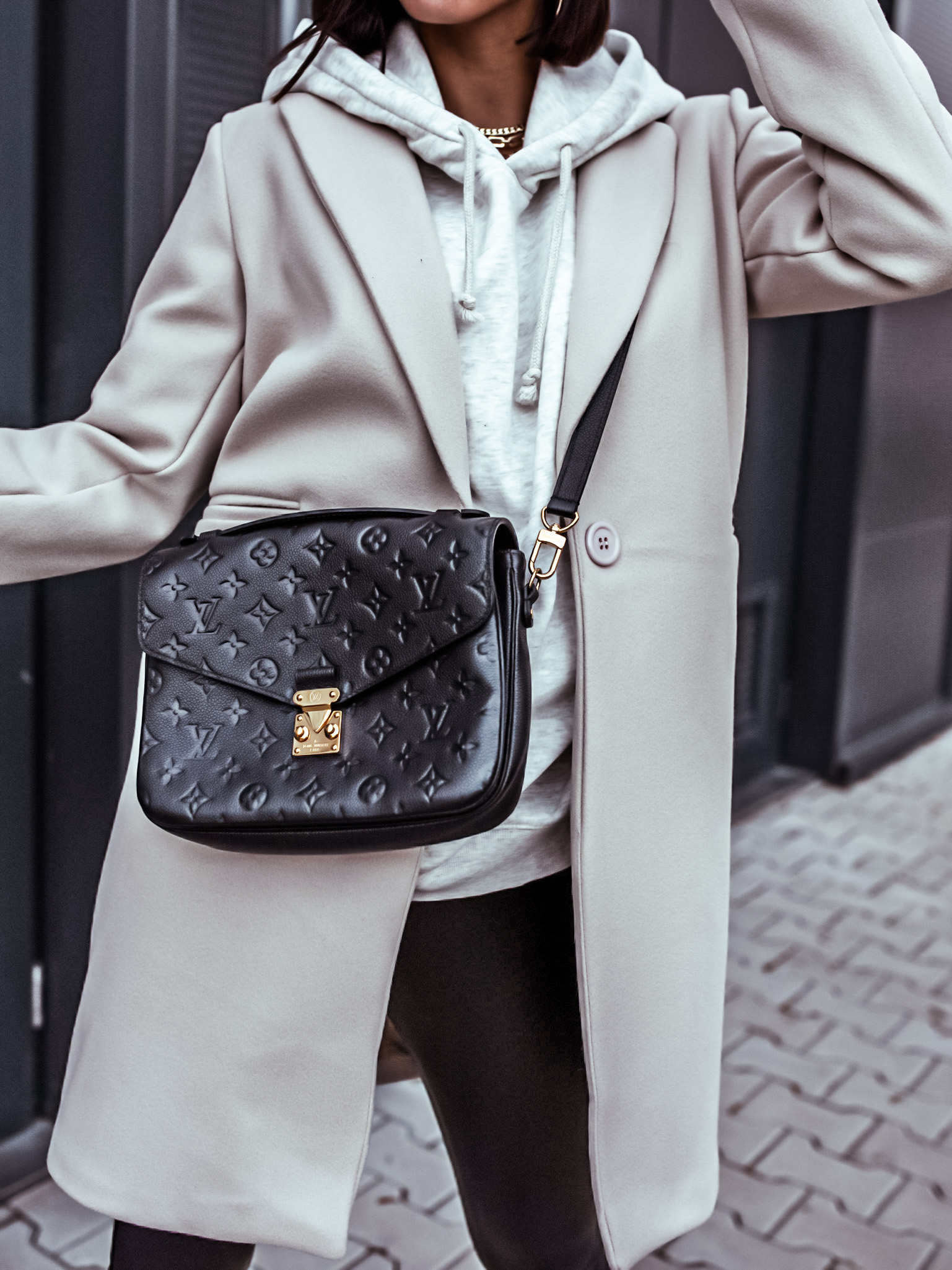 Kabát Styled Barva: Krémová