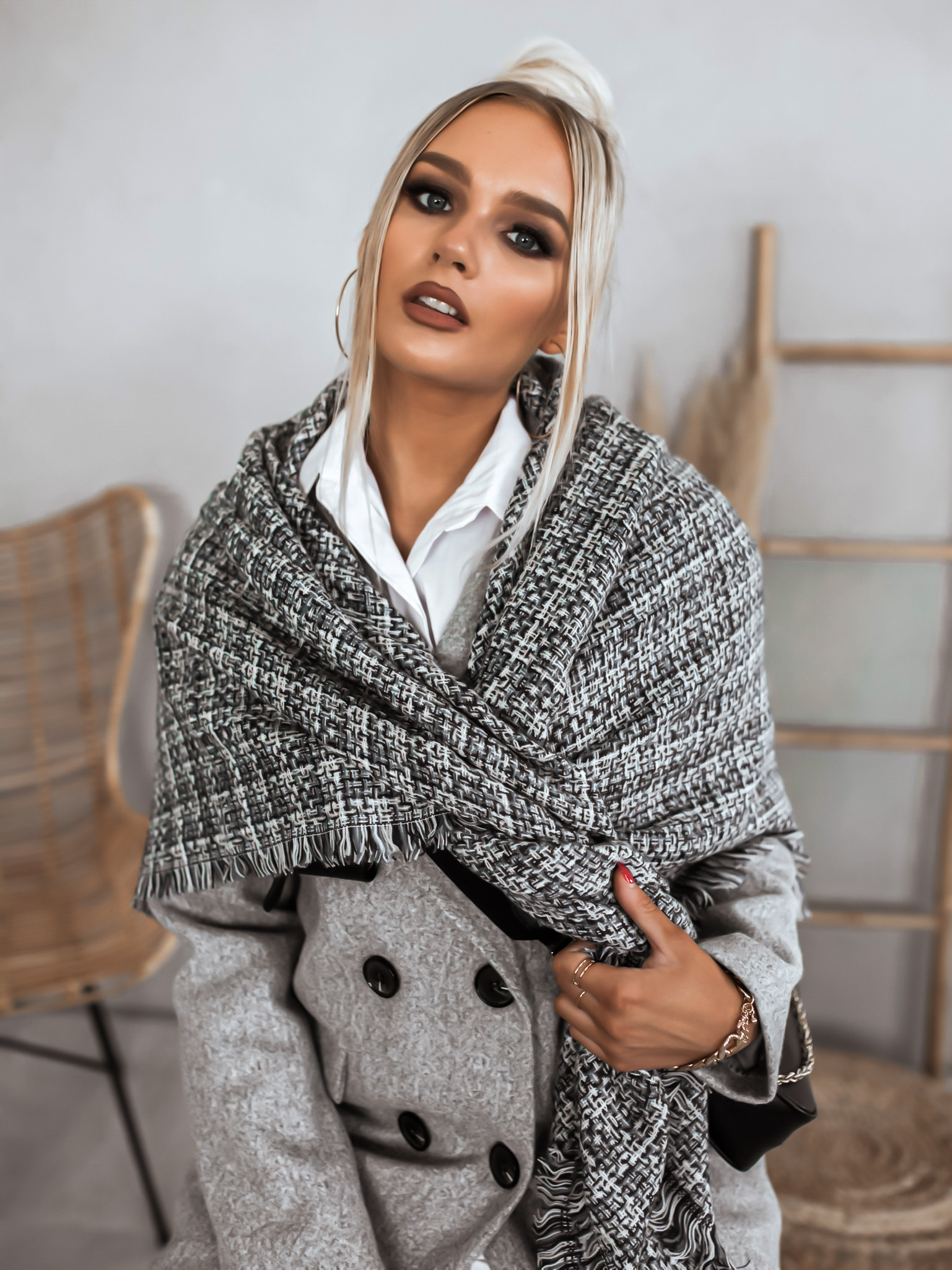Šála Paulette Barva: Černá