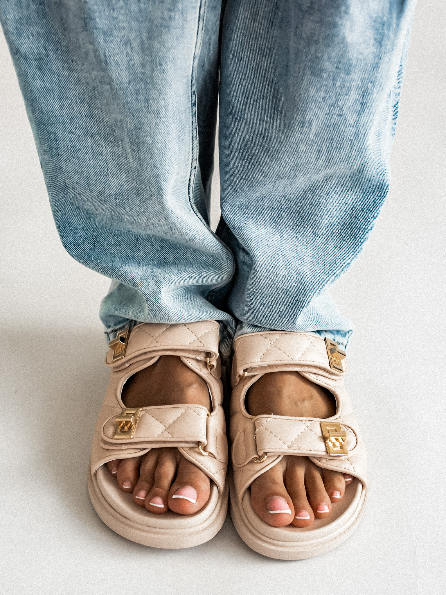 Sandálky Aiden/beige Velikost: 40