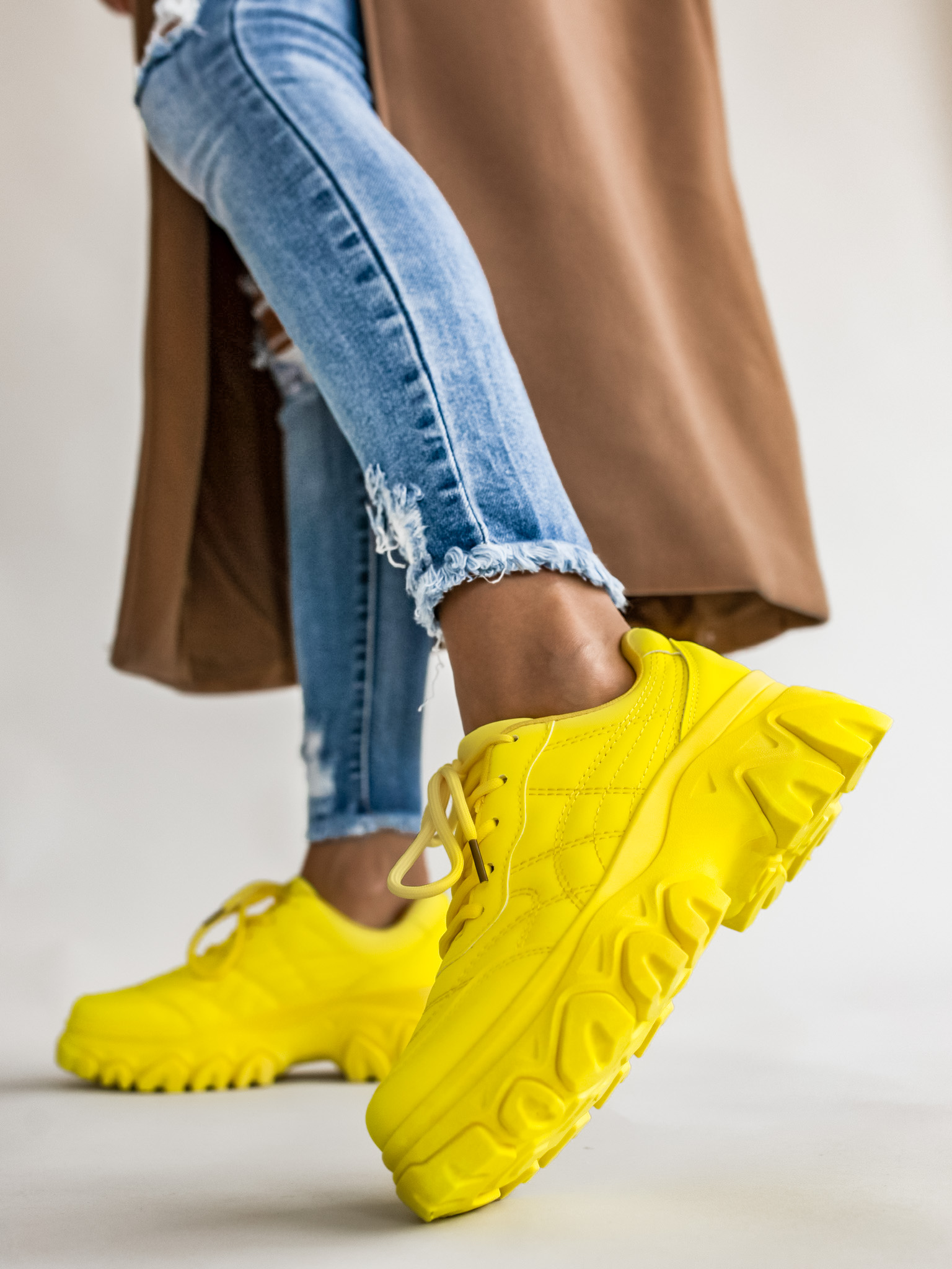 Tenisky Divison/yellow Velikost: 38