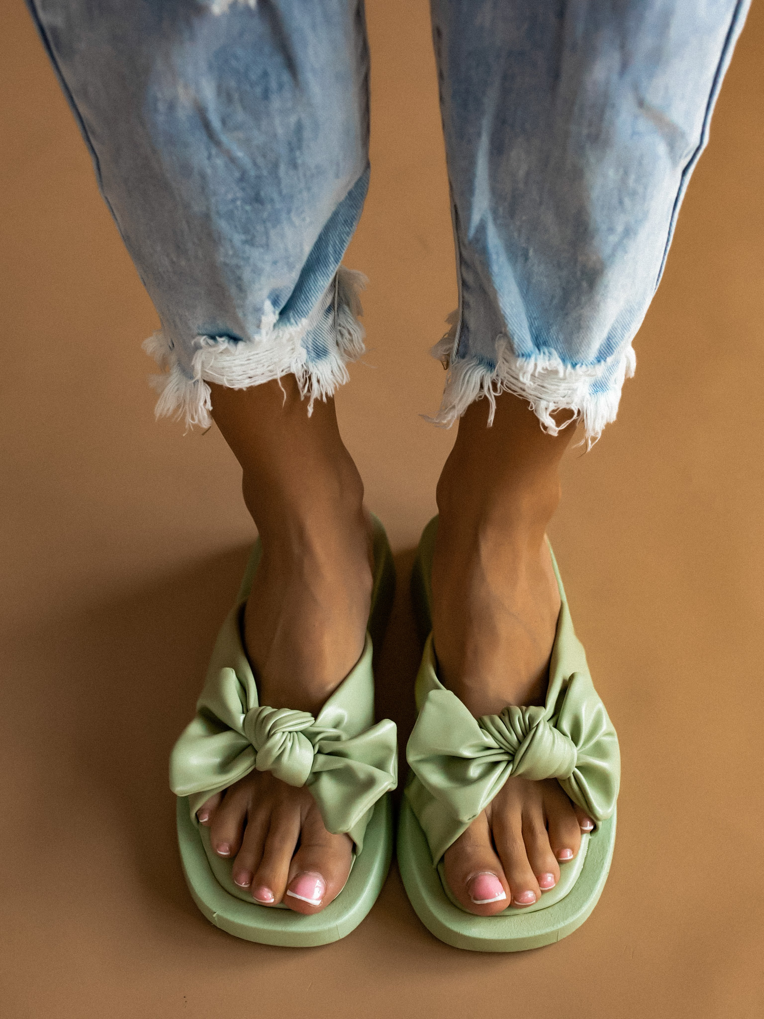Zelené pantofle BOW s mašlí Velikost: 40
