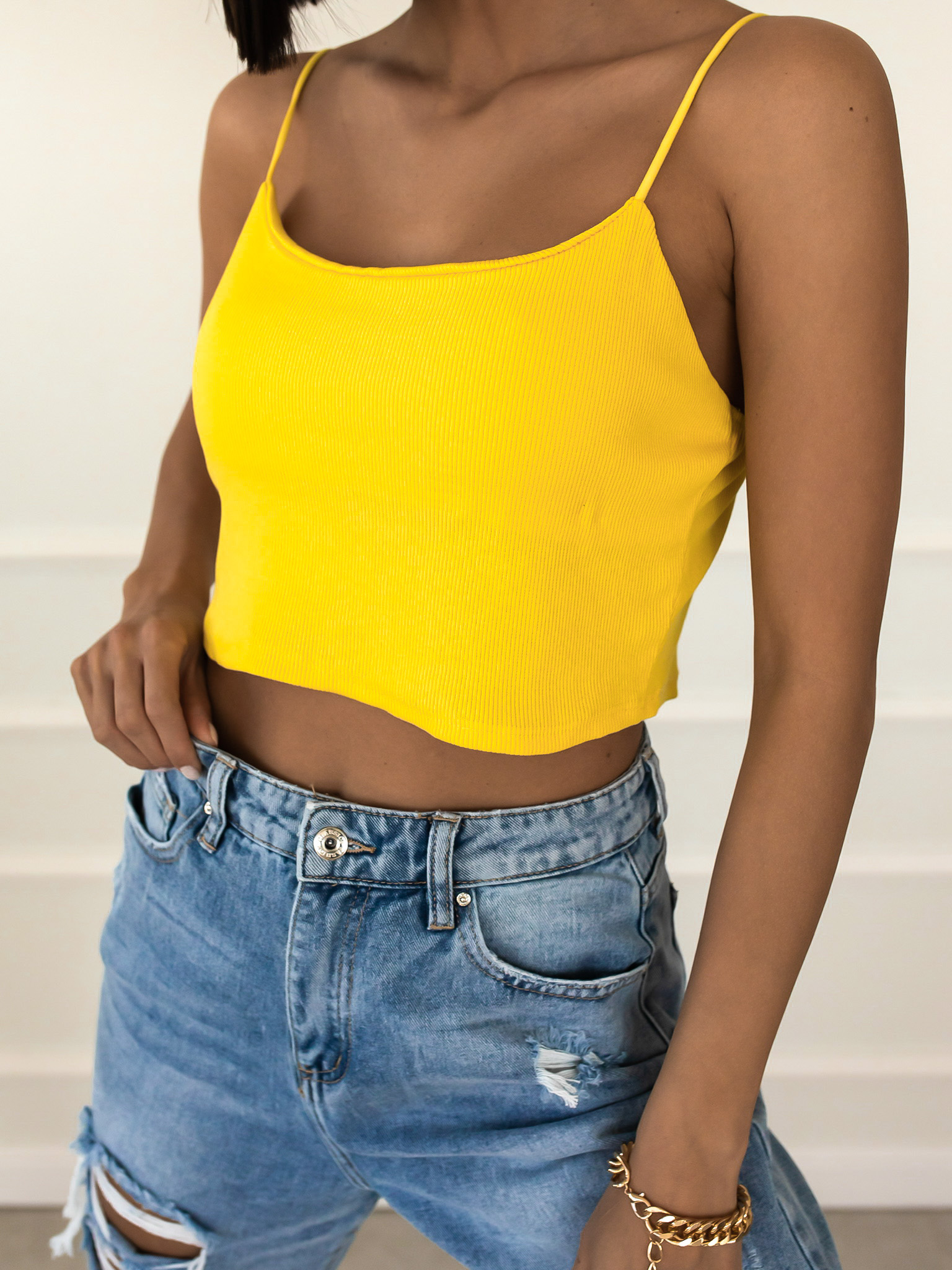 Jednoduchý žebrovaný crop top ARLOS Barva: Žlutá