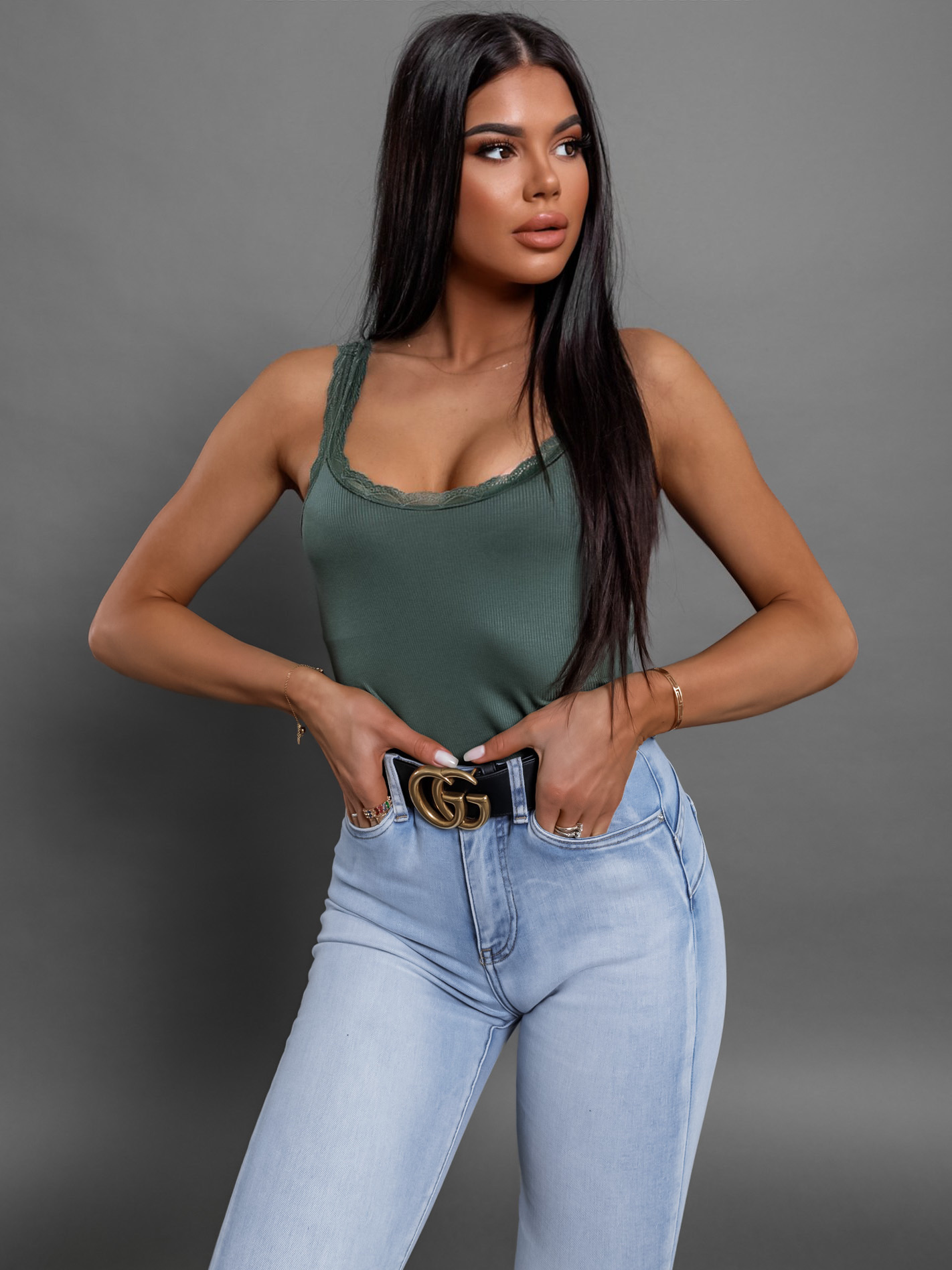 Khaki tílkový top SILKY s krajkou