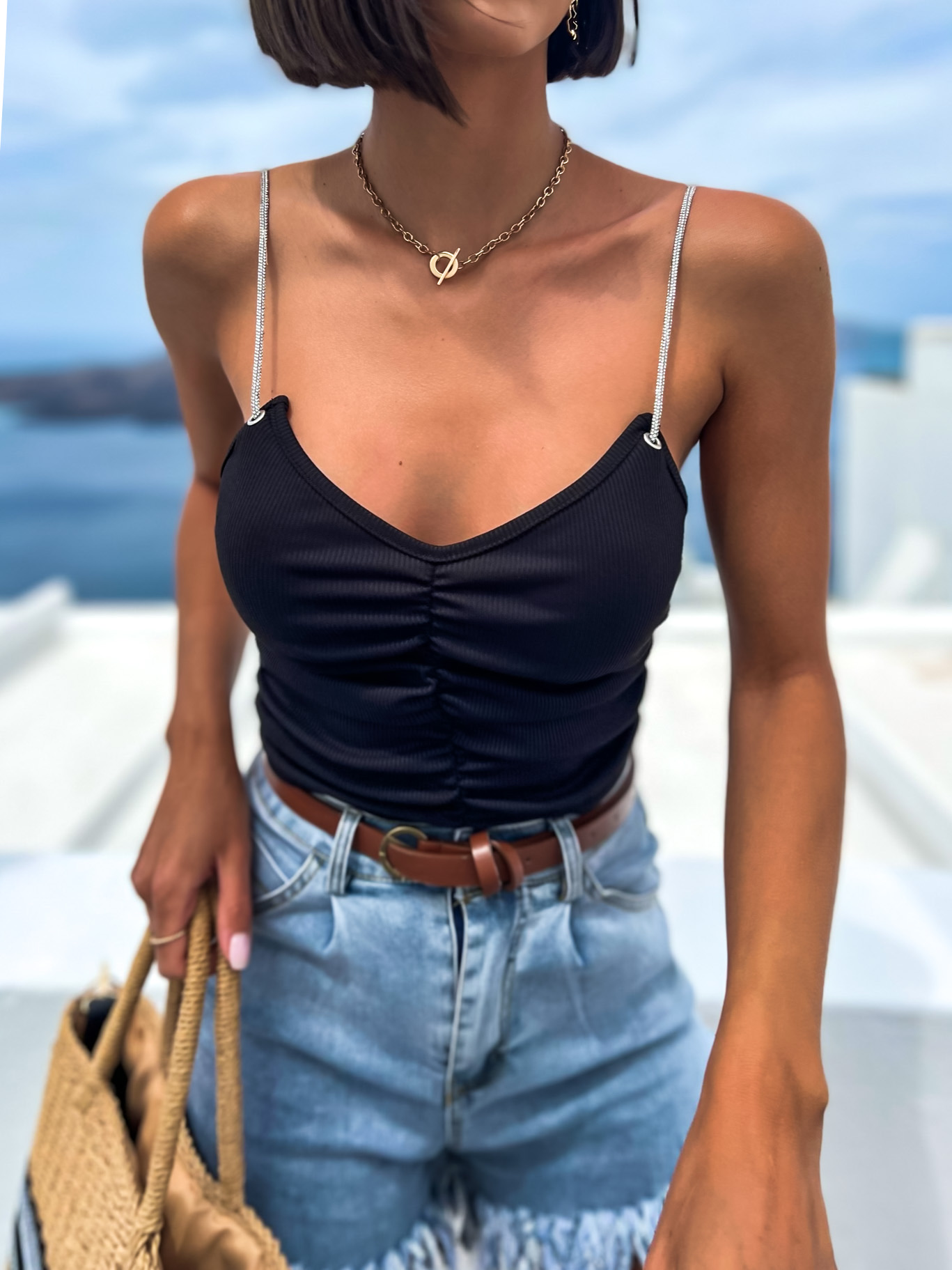 Černý elegantní crop top FRANCIES se třpytivými ramínky