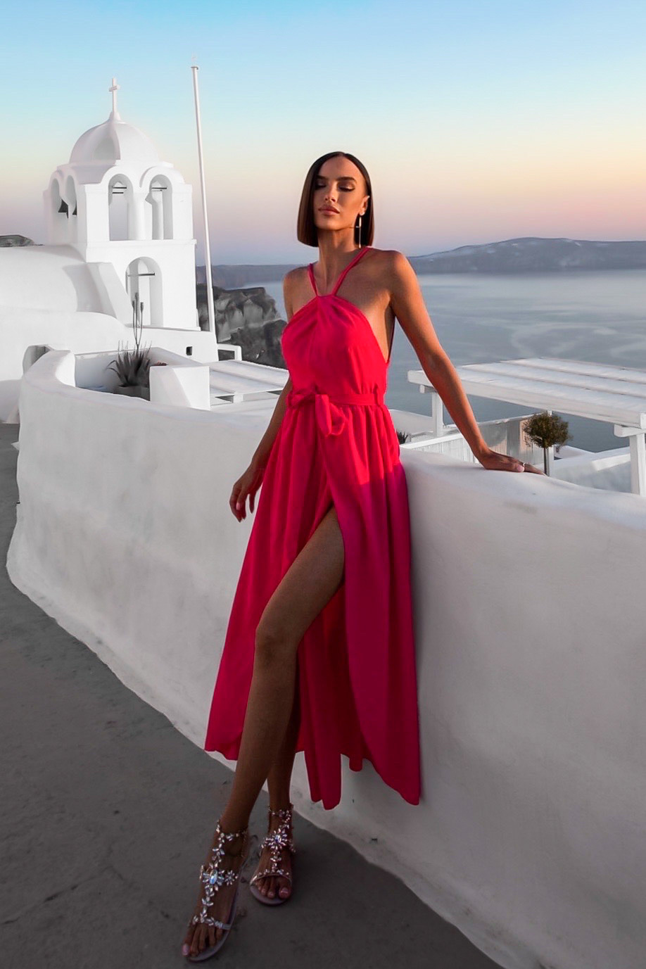 Tmavě růžové elegantní šaty ELLIE s rozparky
