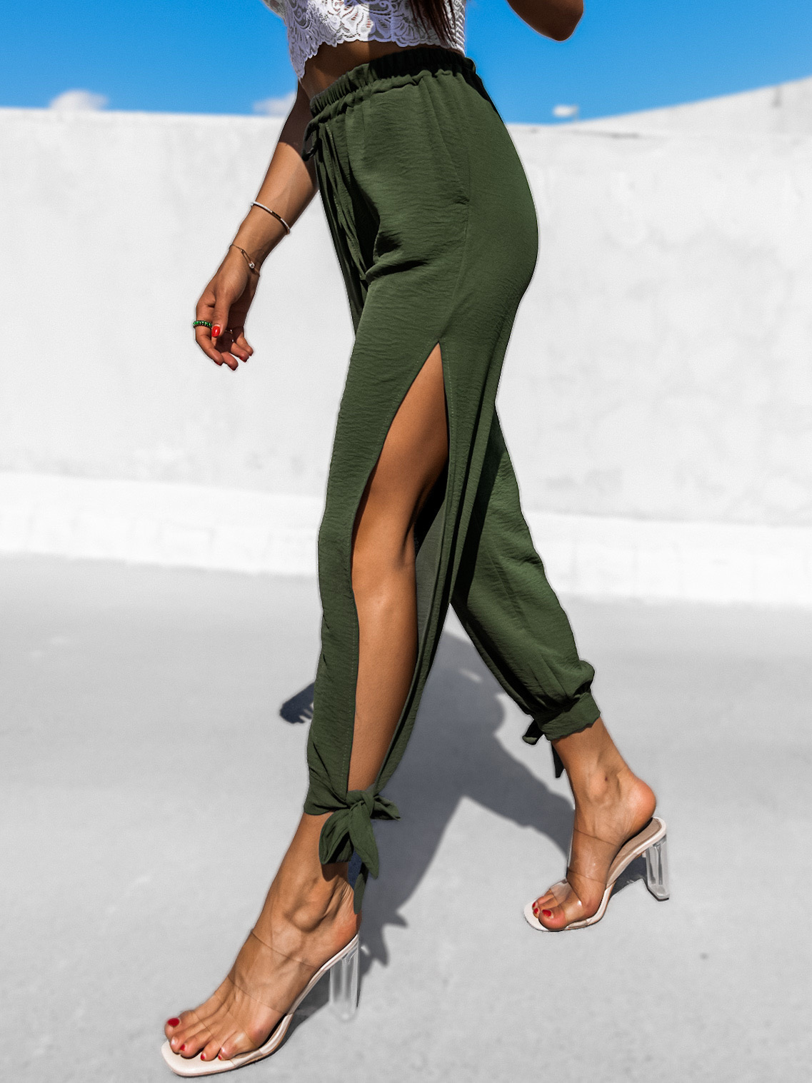 Khaki elegantní kalhoty PUMPKIN s průstřihy