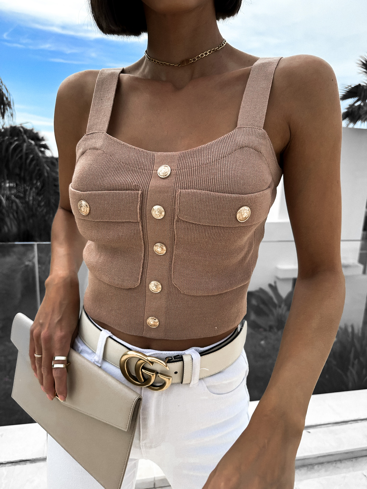 Hnědý crop top SKYLARE s knoflíky Velikost: ONESIZE