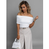 Bílý elegantní top MASISE se spadlými rameny