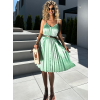 Světle zelené krátké plisované šaty CLAURA se zlatým páskem