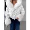 Bílá zimní bunda LEYA s kožíškem