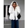 Bílý krátký faux fur kožesinový kabát JENEL