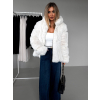 Bílý krátký faux fur kožesinový kabát JENEL
