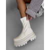 Krémové kotníkové boots boty STRONGIES