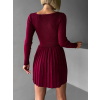 Vínové krátké plisované šaty LAKALA