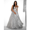 Stříbrné plesové dlouhé třpytivé šaty SARTOR